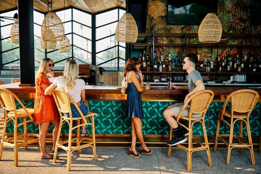 Hotel Rise Uptown Phoenix Restaurace fotografie